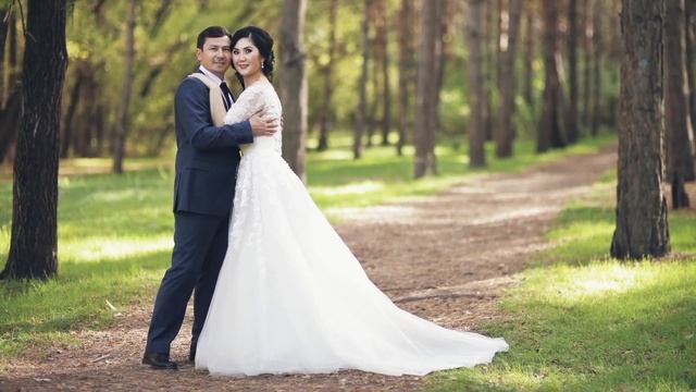 Красивая свадебная фотосессия Азамата и Айсулу. Свадьба осенью | Свадебный фотограф Кыргызстан. смотреть онлайн