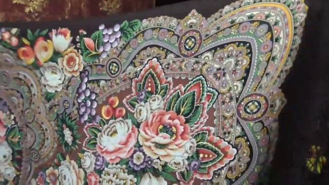 Зеркальце с Цветом граната.. #павловопосадская#шаль#платок#примерки#фиолетовые#коричневые смотреть онлайн