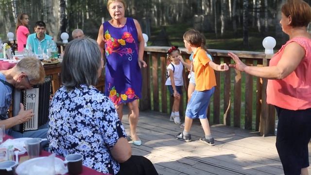 Частушки-баттл — это вам не рэп-баттл смотреть онлайн