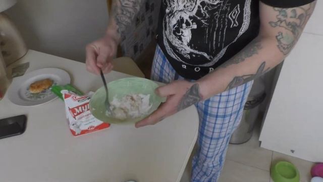 БУРГЕР ИЗ ДЕТСКОГО ПИТАНИЯ\ЧЕЛЛЕНДЖ БУРГЕР\ДОМАШНИЙ БУРГЕР смотреть онлайн