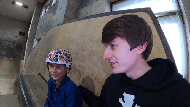 САМОКАТНЫЕ БУДНИ | НОВЫЙ СКЕЙТ-ПАРК | ДЕНЬ РОЖДЕНИЯ смотреть онлайн