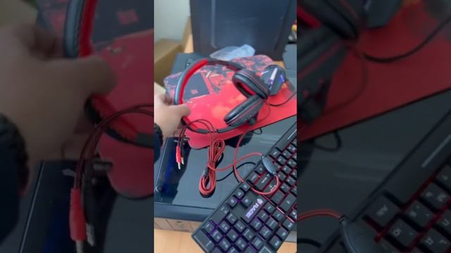 Игровой комплект от DEXP смотреть онлайн