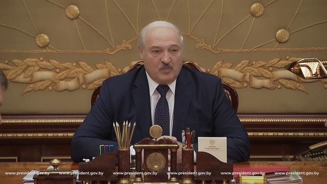 ???Лукашенко: Чтобы голода не допустить, Запад будет покупать наши удобрения! - ПОЛНОЕ ВИДЕО смотреть онлайн
