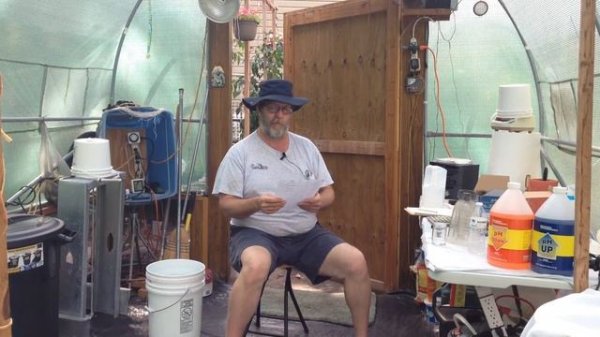 How I mix General hydroponic nutrients then test my PH and PPM's