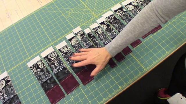 Bargello Table Runner | Quick and Easy Method in a Step by Step Tutorial смотреть онлайн