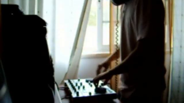 Hercules Dj Console Rmx - Pakito House смотреть онлайн