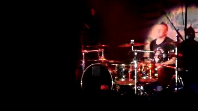 Bret Michaels Band (Poison) - Lucky Chucky's Drum Solo - Halifax - October 8, 2010.MPG смотреть онлайн