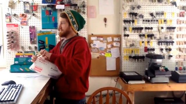 Mail lady makes a visit. смотреть онлайн