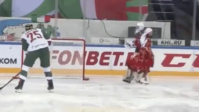 И гол Данис Зарипов смотреть онлайн