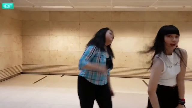 Black Pink - Boombayah dance cover by Scarphire from Singapore смотреть онлайн