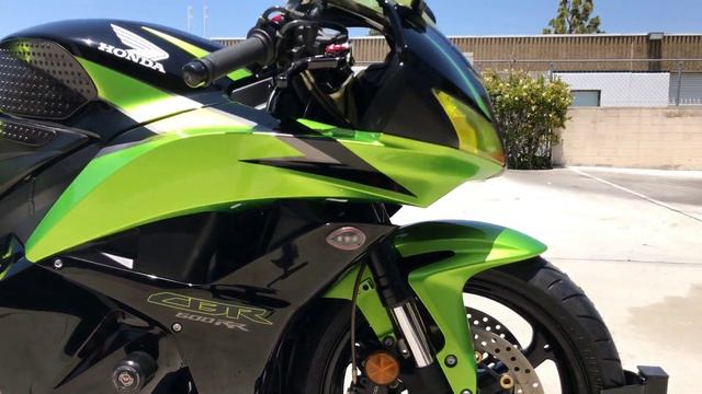 Onyx Moto / 2009 Honda CBR600RR / Akrapovic Exhaust Sound Clip смотреть онлайн