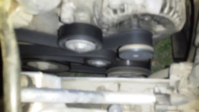 Vw Polo. После замены помпы. смотреть онлайн
