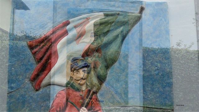 L' inno d'Italia dai balconi ai muri di Villa Ilii (TE) смотреть онлайн