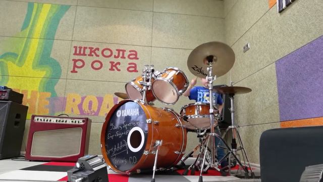 Даниил Школа рока The road 2 часть. "Back in black".Drum cover, performed by 6 y.o. rocker. смотреть онлайн