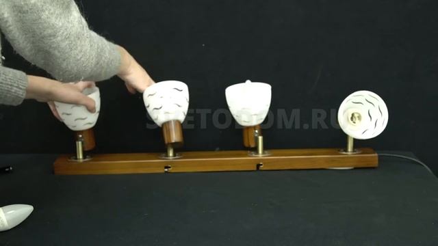 Светильник поворотный спот Shayla TL3730Y-04BB Toplight смотреть онлайн