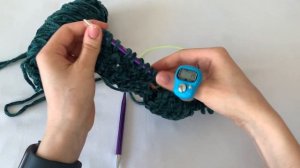 Жилетка для сфинкса, связанная пряжей из FIX PRICE