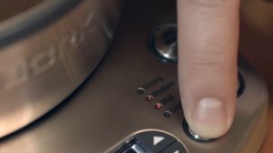 BORK K810: умный чайник, который сам разбирается в чае