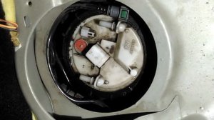 как снять бензонасос на рено меган (Renault Megane 2)