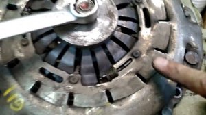 Взведение корзины сцепления