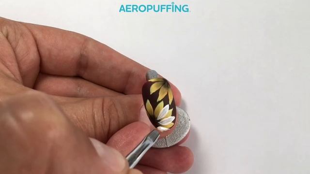 Aeropuffing Nail Art Tutorial: Sunflower Nail Art смотреть онлайн