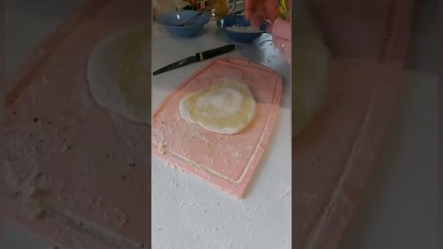 Как приготовить Плюшки с сахаром видео рецепт смотреть онлайн