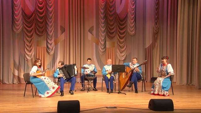 Ансамбль русских народных инструментов "Акцент" смотреть онлайн