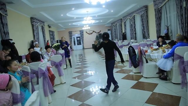 Шафл DANCE DAG