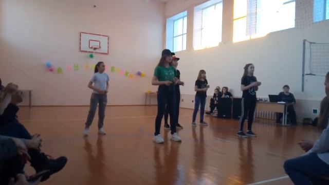 Флешмоб, лёгкий танец смотреть онлайн