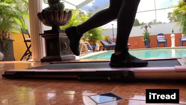 iTread - Slim, Portable, Lightweight Treadmill смотреть онлайн