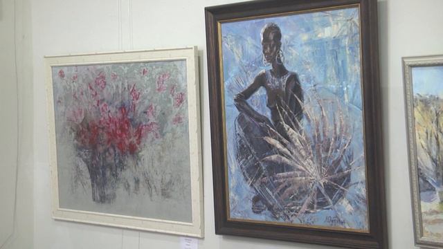 В таганрогском отделении Союза художников России открылась выставка живописи, посвященная женщинам смотреть онлайн