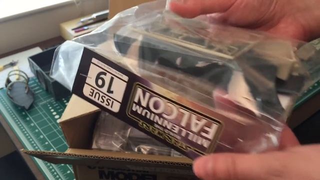 Build the Millennium Falcon - Month 5 Unboxing!!! смотреть онлайн
