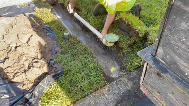 How To Put LARGE Pipe Under Walk in Minutes смотреть онлайн