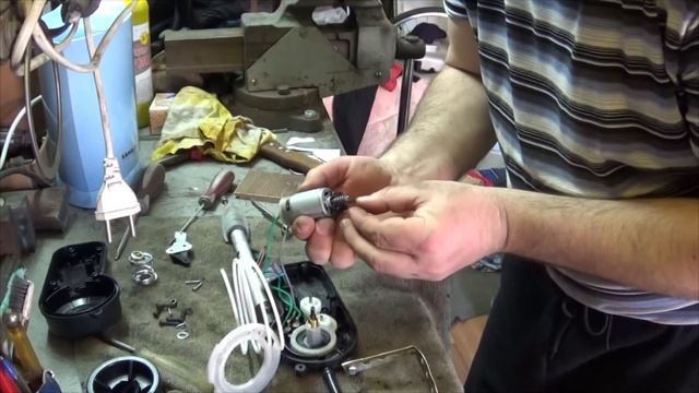 Ремонт автоматической радиоантенны Ниссан Максима А32. Ч2. смотреть онлайн