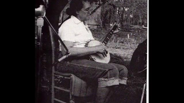 Etta Baker & Cora Phillips - Jaybird March смотреть онлайн