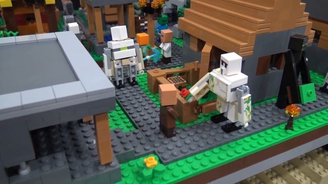 Giant LEGO Minecraft World Cube! смотреть онлайн