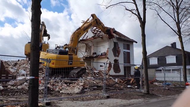 Abriss Wiesenstraße 3 / 3a in Burgwedel am 13.03.2021 смотреть онлайн