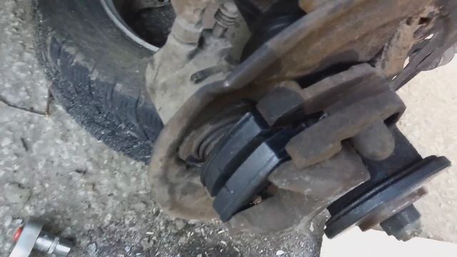 Замена тормозных дисков и колодок ЗАЗ 1102 ТАВРИЯ/СЛАВУТА смотреть онлайн