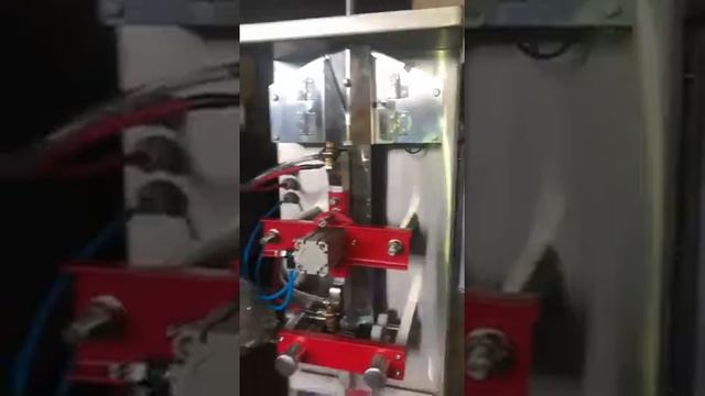 Maquina de empacotar polpas de frutas. Cremozinho. Geladinho etc. смотреть онлайн