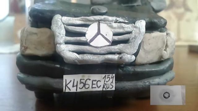 Mercedes W124 из пластилина смотреть онлайн