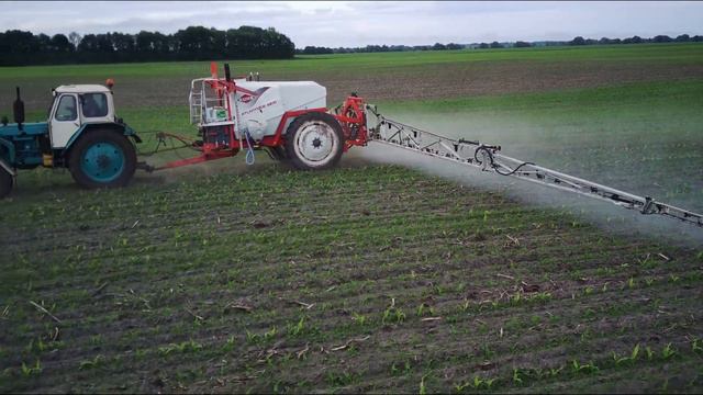 ЮМЗ Обприскувач Kuhn Стабілізація відпрацьовує ідеально смотреть онлайн