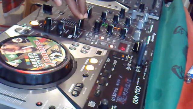 Dj Maki Good over Evil medley смотреть онлайн
