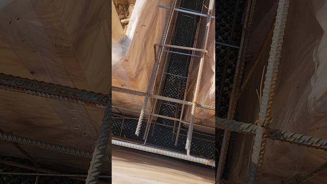 Профилированная мембрана АНИКОМ – это современная технология возведения и защиты фундамента