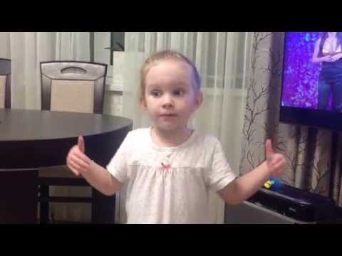 САМЫЙ ЛУЧШИЙ СТИХ ПРО НОВЫЙ ГОД !!! Виктория Викторовна 4 года. смотреть онлайн