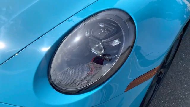 2021 Porsche Carrera 4S Coupe 7-Speed Manual (992) смотреть онлайн