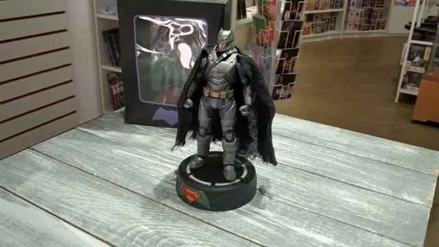 Обзор Фигурка Бэтмен (Armored Batman: The Dark Knight) 23 см смотреть онлайн