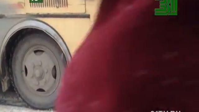 У Киномакса столкнулись две маршрутки смотреть онлайн