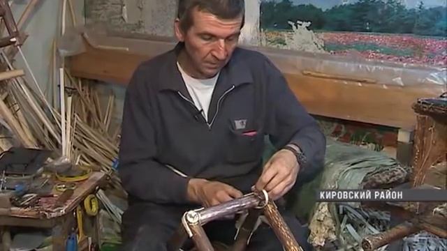 Мастер из Кировского района делает мебель своими руками смотреть онлайн