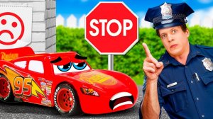 Маквин и Вспыш сдают экзамены на знание ПДД! Мультики про машинки для малышей