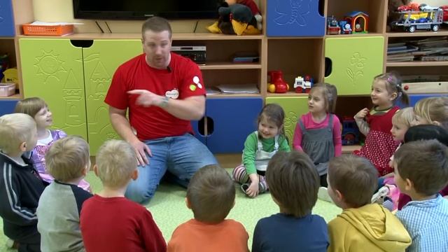 How to teach Kids | from a Prague kindergarten, part 1 | English for Children смотреть онлайн