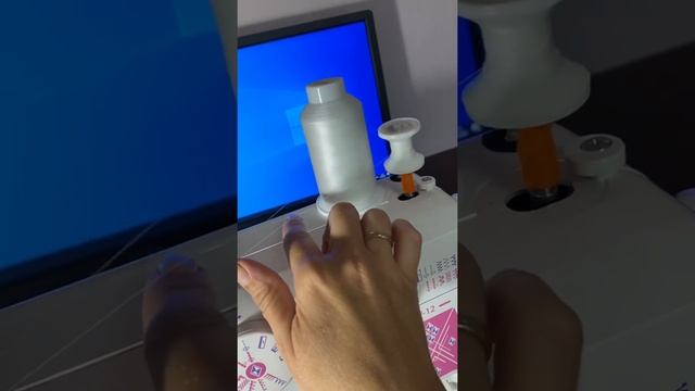 Как перемотать нитки с бобины на катушку смотреть онлайн